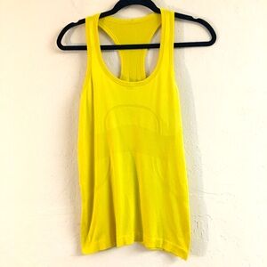 Lululemon Swiftly Tech Racerback Tank Top Small Cream “Crush The Distance” Gym